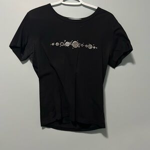Black t-shirt